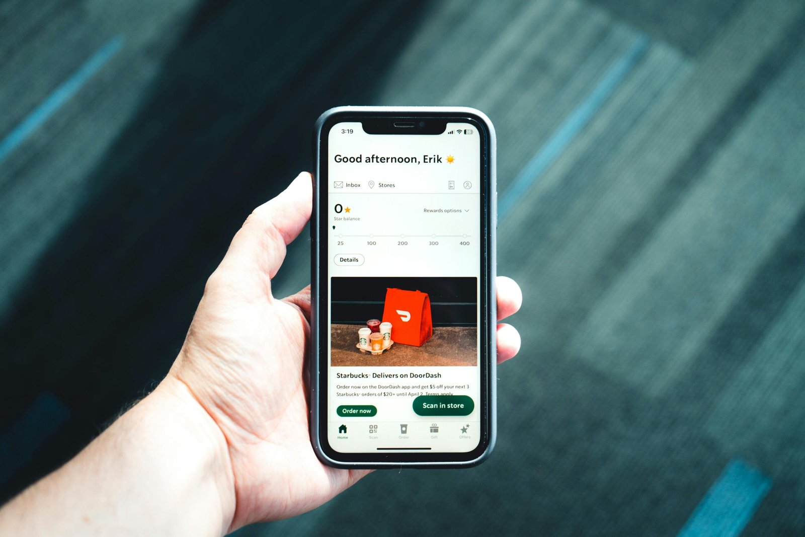 pexels-erik-mclean-16052344 accounting services for ecommerce business
